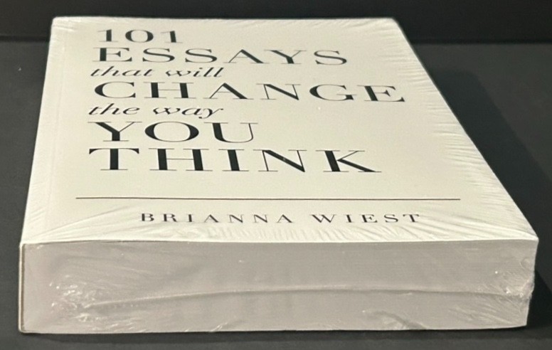 101 Essays That Will Change the Way You Think by Brianna Wiest (2016, Paperback)