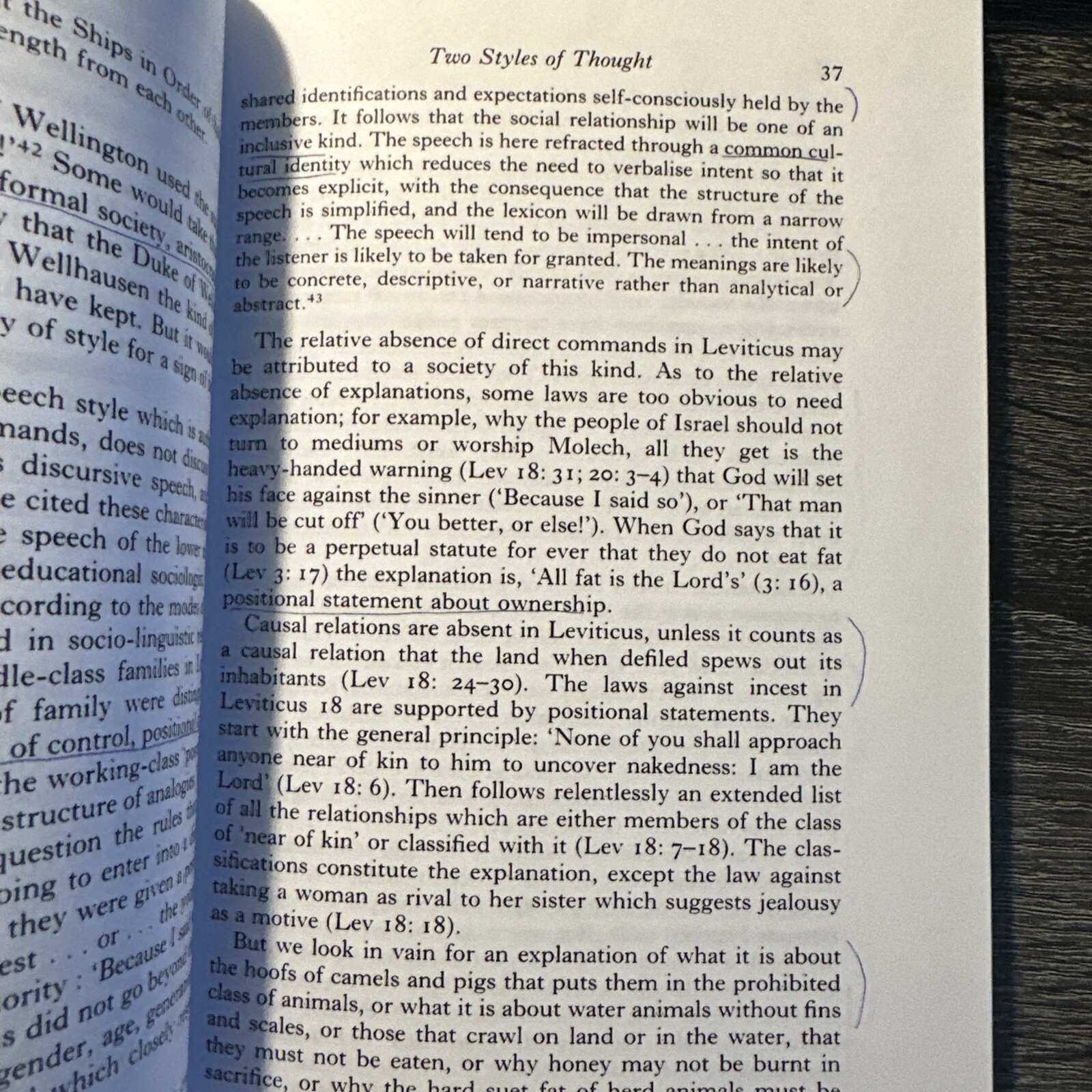 Leviticus As Literature by Mary Douglas (2001, UK-Trade Paper)
