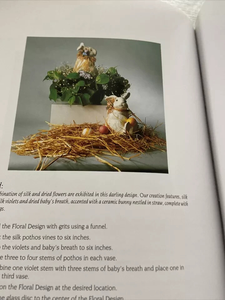 Mastering the Floral Design – Step by Step Guide – 1993 – 80 pages – NEW