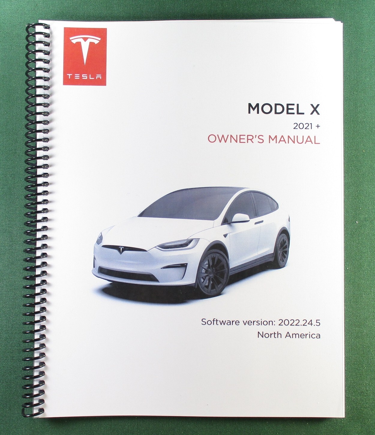 Tesla Model X Owner’s Manual: V 2022.24.5 – Full Color – 292 Pages