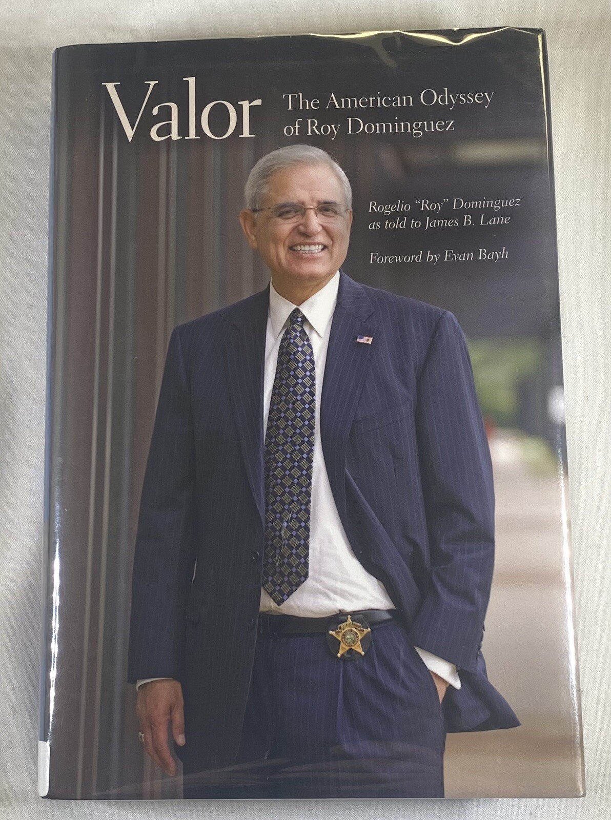 Valor The American Odyssey of Roy Dominguez by Rogelio Dominguez Ex Library Book