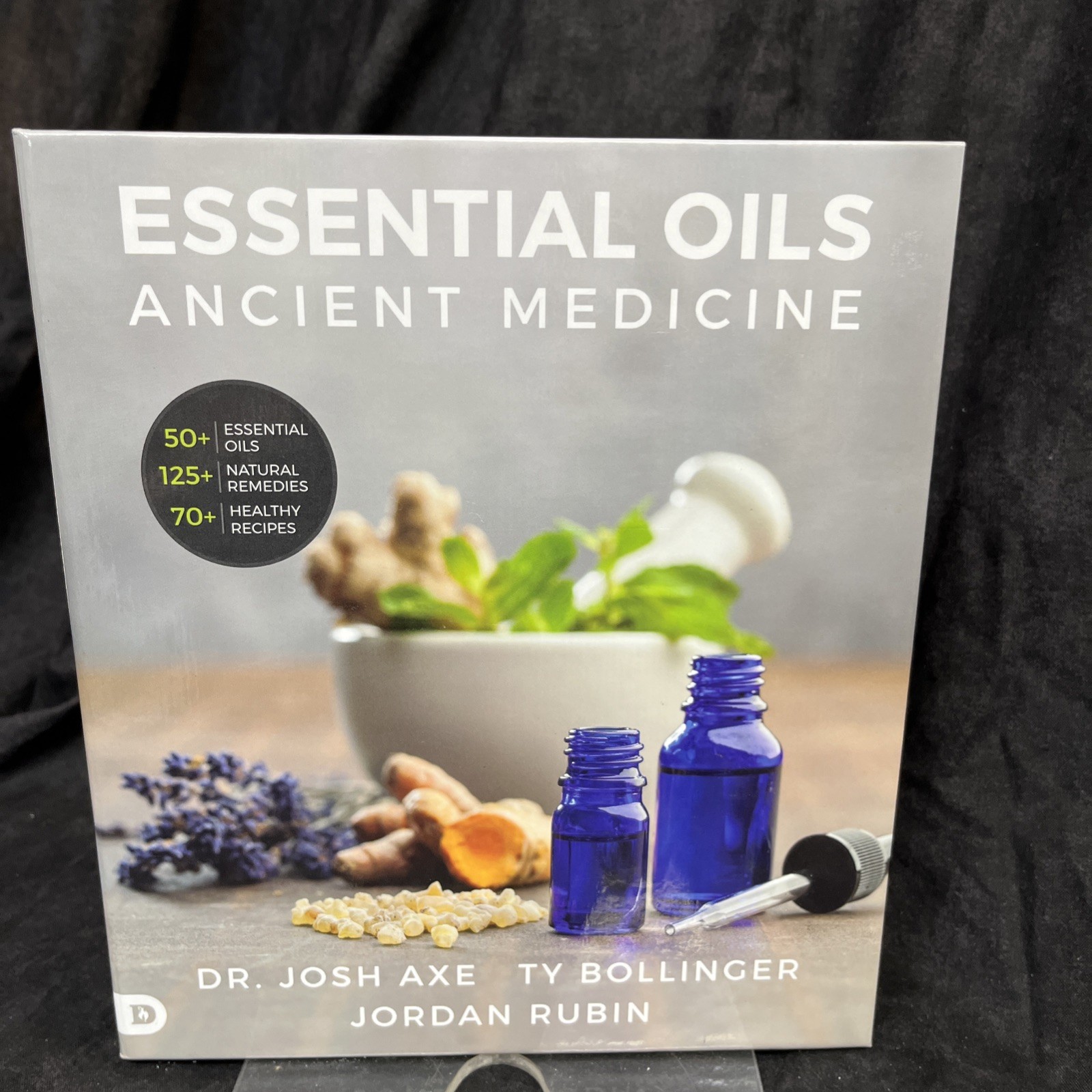 Essential Oils : Ancient Medicine by Jordan Rubin (2017, Hardcover)