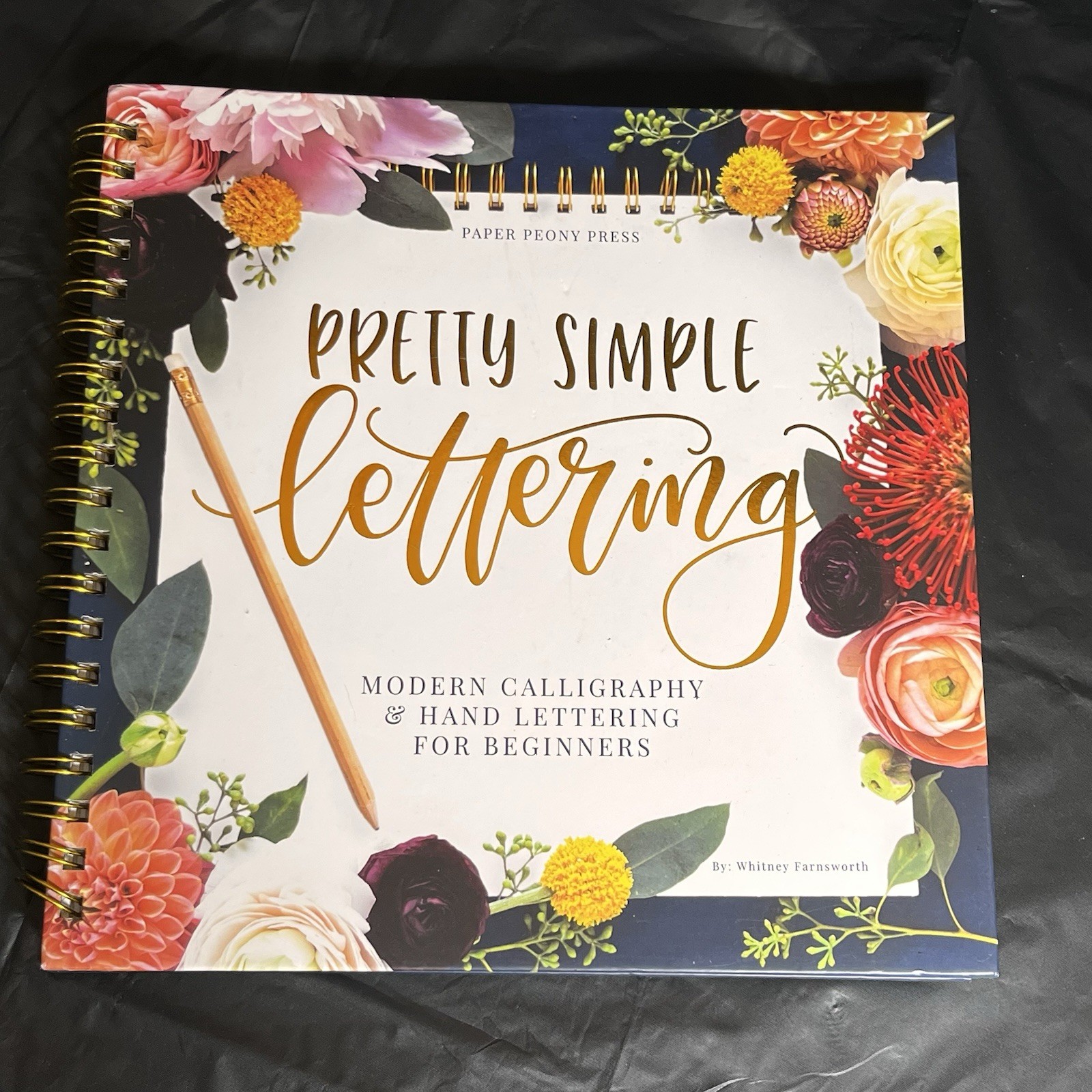 Pretty Simple Lettering: Modern Calligraphy & Hand Lettering for Beg – VERY GOOD