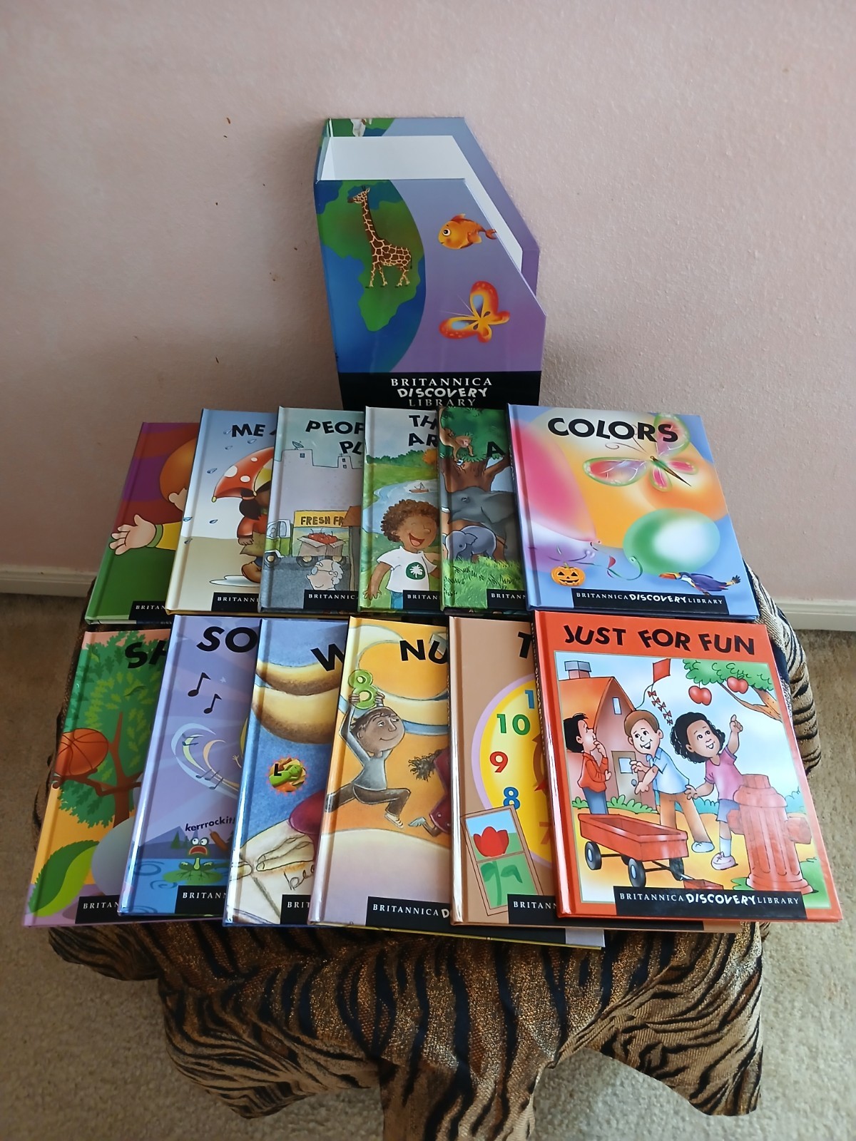 Brittannica 2005 Discovery Library Ages 2-8 Children’s Books 12 In Volume Set